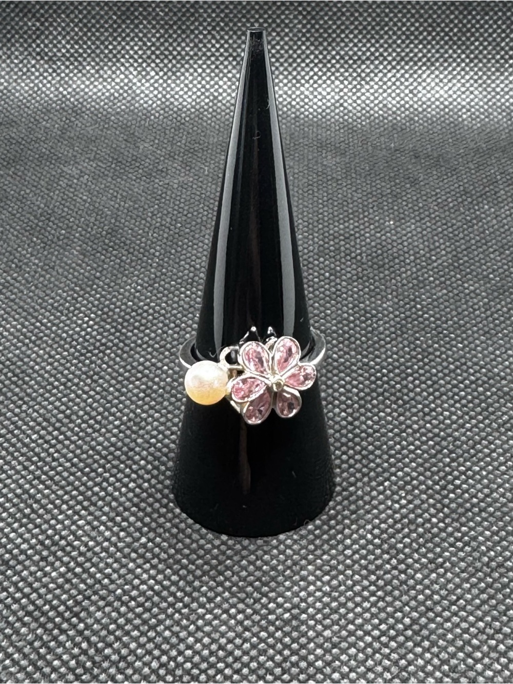 Vantel Pearls “Party Pink” Sterling Silver, Floral Ring with Pearl
